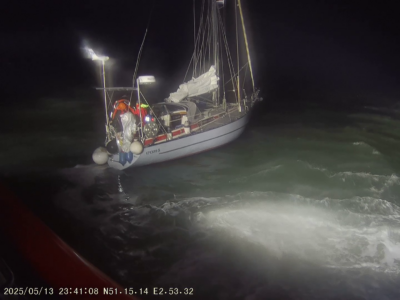 Duitse schipper met motorproblemen