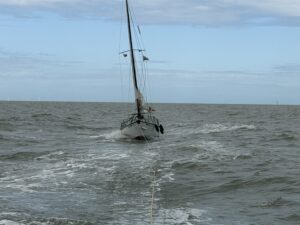 Lees meer over het artikel Zeilboot met defecte motor