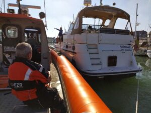 Lees meer over het artikel Twee warm gelopen motoren